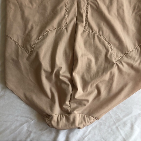 MIRACLESUIT Cross Control Body Briefer Bodysuit Shapewear Tummy Control Tan Nude - Picture 8 of 11